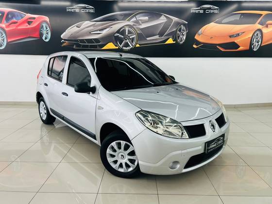 RENAULT SANDERO 1.0 EXPRESSION 16V FLEX 4P MANUAL RENAULT SANDERO 1.0 EXPRESSION 16V FLEX 4P MANUAL